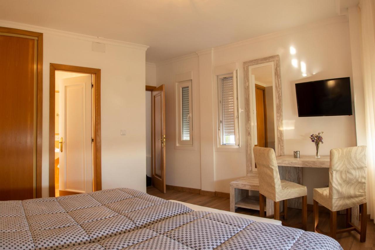 Hotel A Muradana Muros Luaran gambar