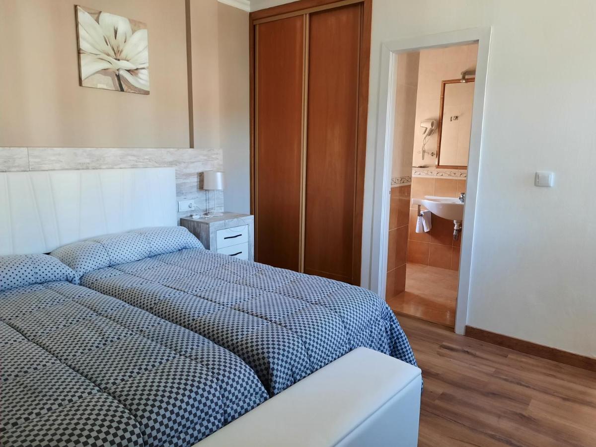 Hotel A Muradana Muros Luaran gambar